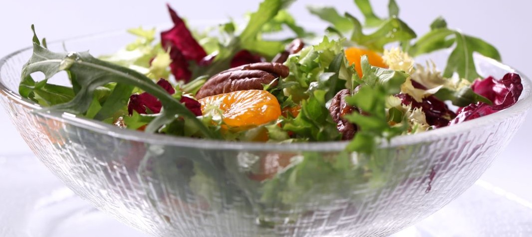 Salad with tangerines