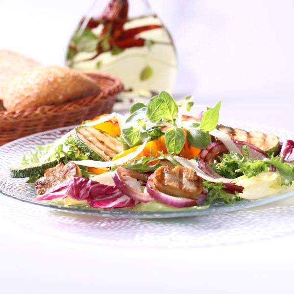 Salad with grilled vegetables